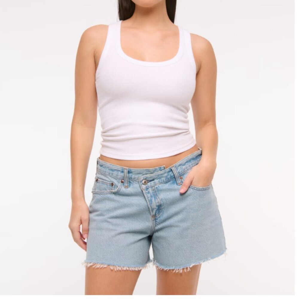 NWT Abercrombie Curve Love Low Rise Baggy Short, 30